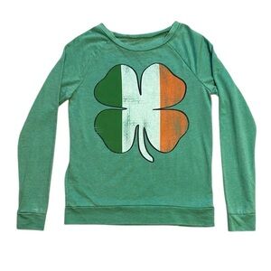 L.O.L. Vintage Green Shamrock Long Sleeve Tee Lightweight Sweatshirt Size M